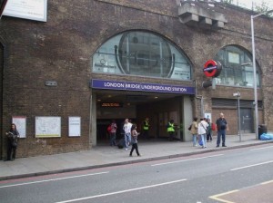 heathrow taxi transfer london bridge station